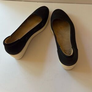 Naturalizer Sam Perforated Slip-On Wedges 9.5W Black Faux Leather $100